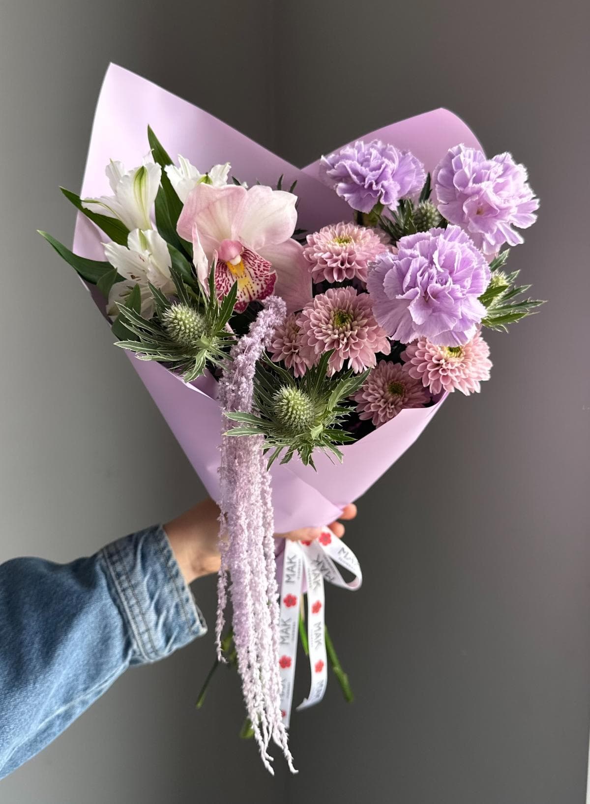 Букет #234 Орхидея, хризантема, диантусы